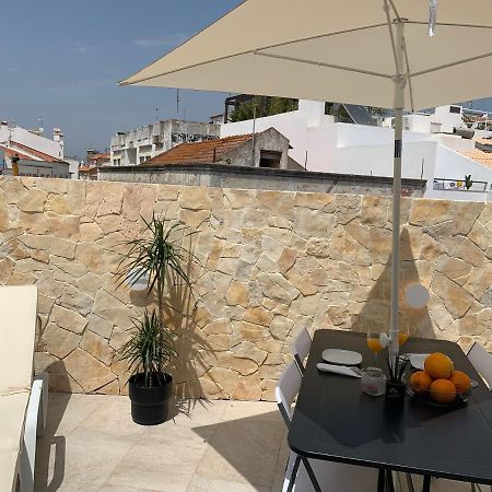 House With A Bbq Terrace In The Centre Of Lagos Villa Dış mekan fotoğraf