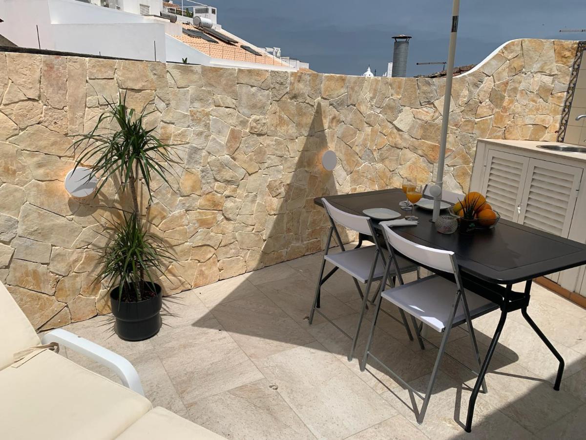 House With A Bbq Terrace In The Centre Of Lagos Villa Dış mekan fotoğraf